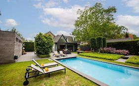 Fabulous 4 Bedroom Villa Eindhoven - Ks10